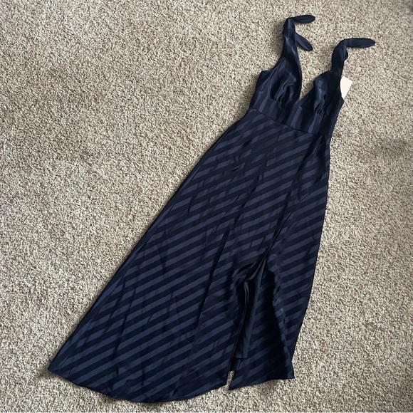 Keepsake The Label Revolve Abound Gown Dress S (US4) Navy Full Lengthh NWT! - Picture 6 of 13